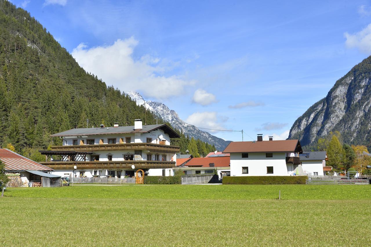 Pension Und Apartments Landhaus Marie ลอยทัช ภายนอก รูปภาพ